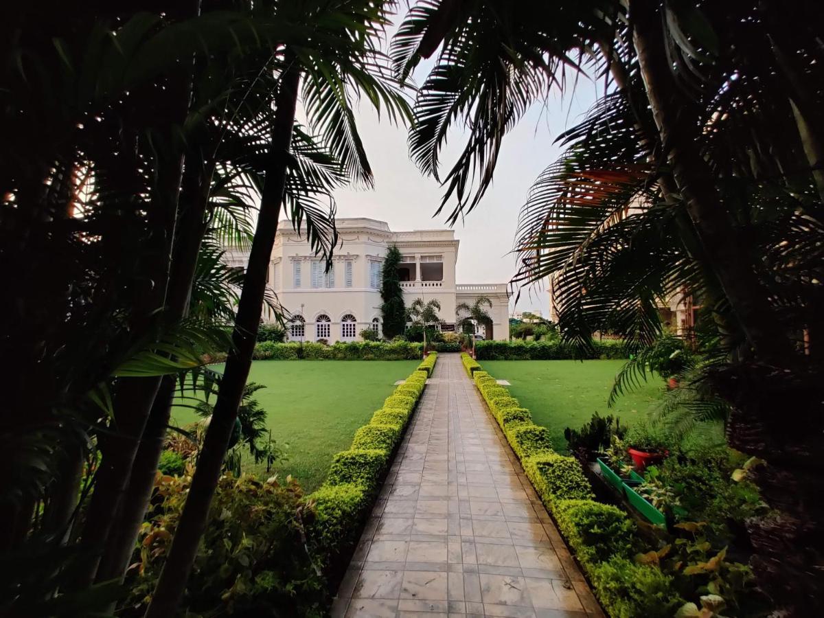 Hotel Surya, Kaiser Palace Varanasi Bagian luar foto